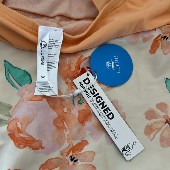 NWT NIP Cupshe orange and floral bathing suit SIZE:OX - Picture 5 of 8